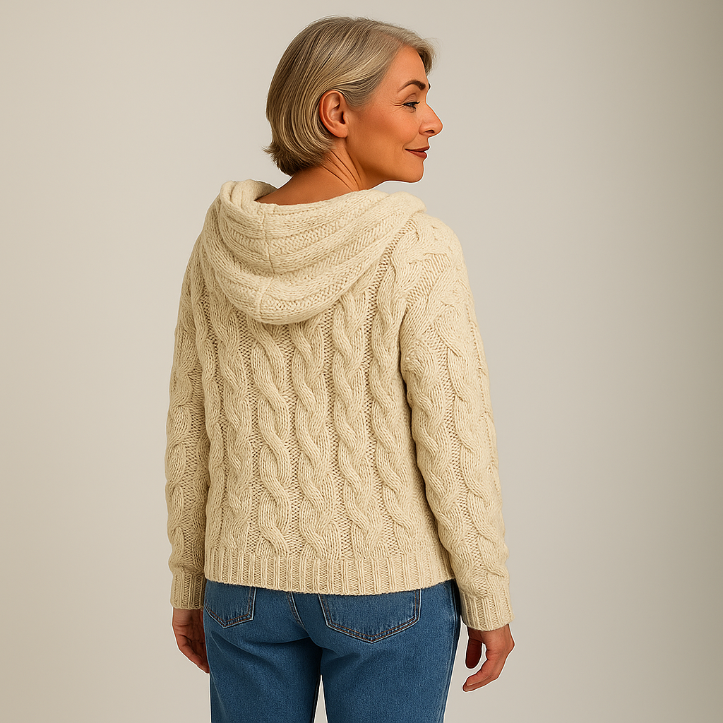 Saela & Co – Cozy and Stylish Knit Hoodie